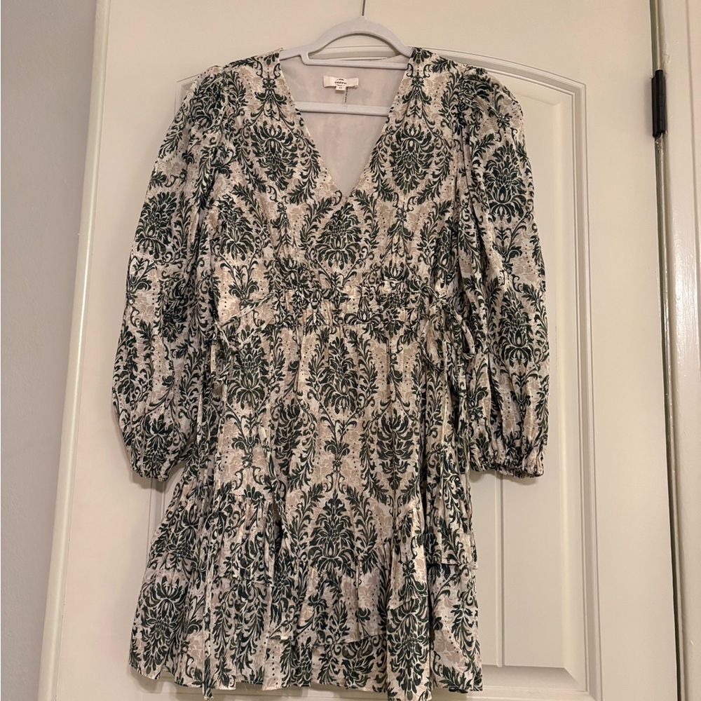 Entro Green and Cream Long Sleeve Dress